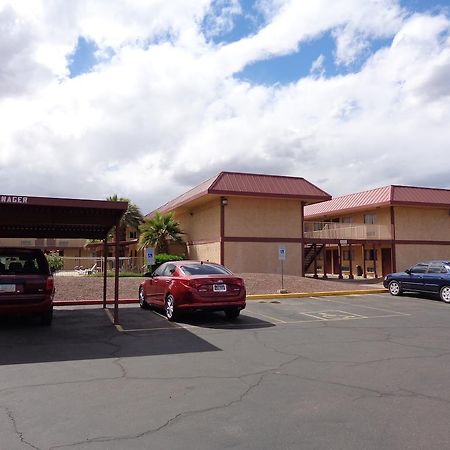 Knights Inn Phoenix At N Black Canyon Hwy Exteriér fotografie