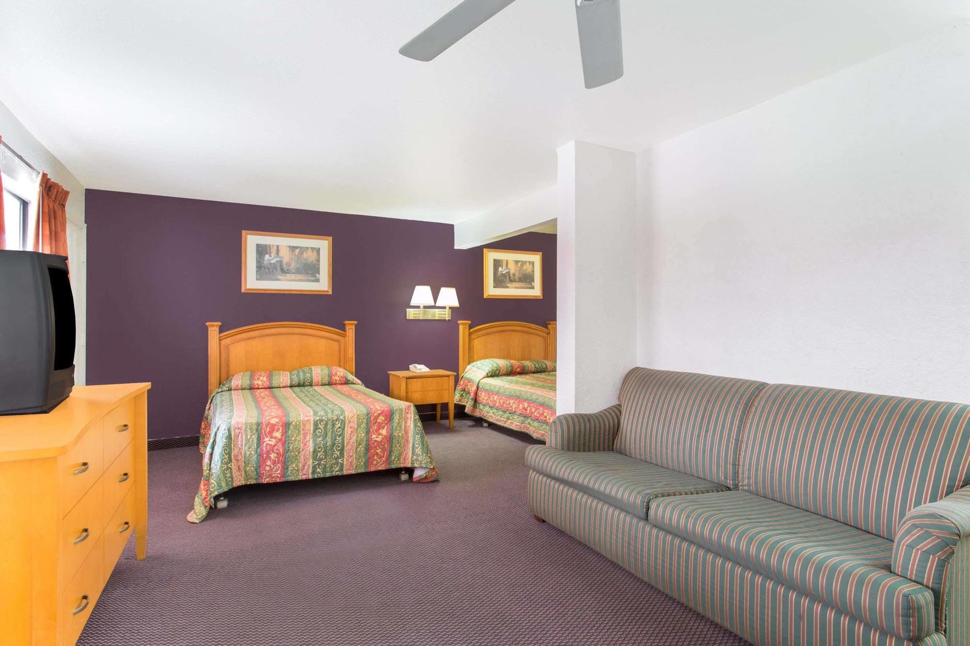 Knights Inn Phoenix At N Black Canyon Hwy Exteriér fotografie